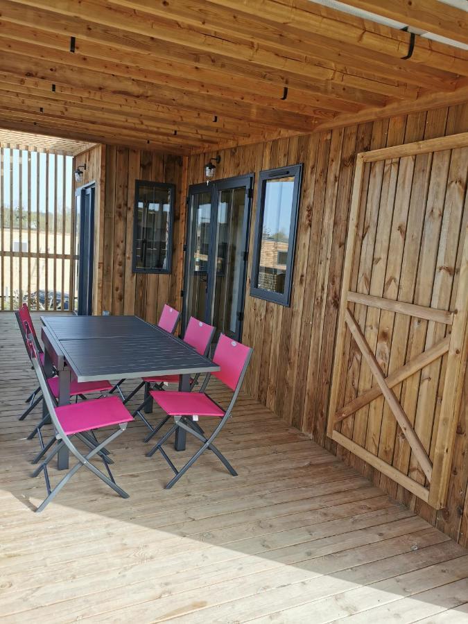 Le Village De Cottages - Le Pole Du Cheval Et De L'Ane Lignieres  Экстерьер фото