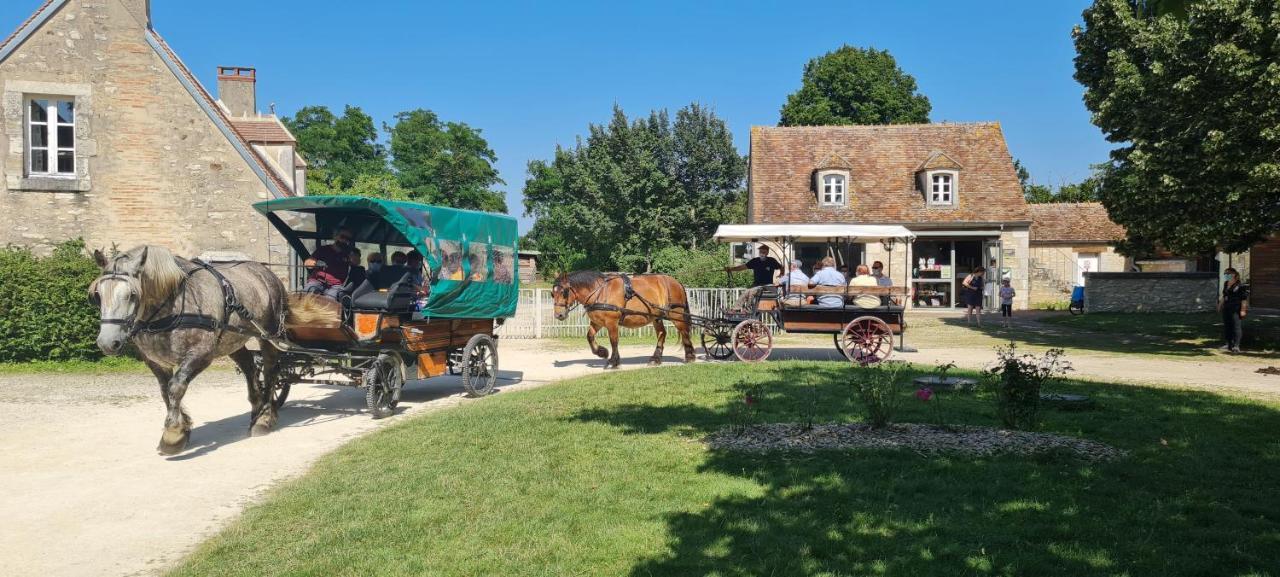 Le Village De Cottages - Le Pole Du Cheval Et De L'Ane Lignieres  Экстерьер фото